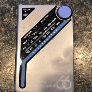 Transistor Sanyo am/fm band radio